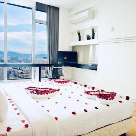 Апартаменты The Platinum Klcc By Cozy White Куала-Лумпур Экстерьер фото