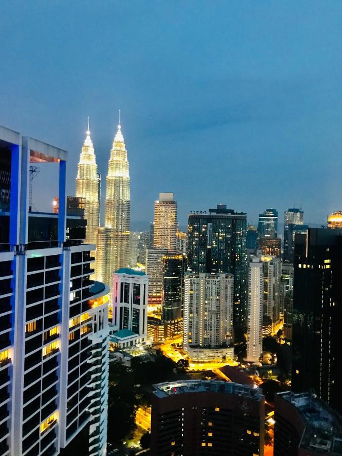 Апартаменты The Platinum Klcc By Cozy White Куала-Лумпур Экстерьер фото