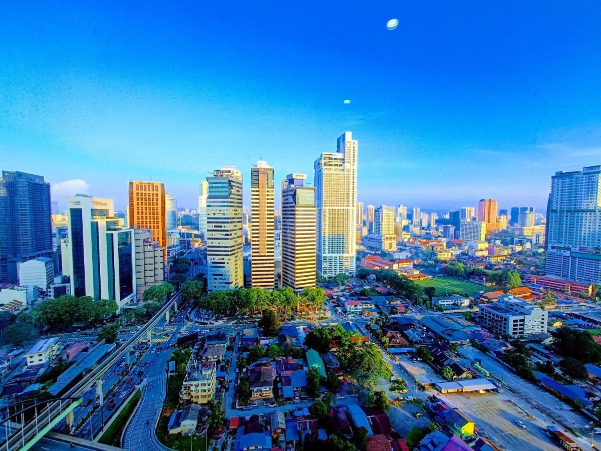 Апартаменты The Platinum Klcc By Cozy White Куала-Лумпур Экстерьер фото